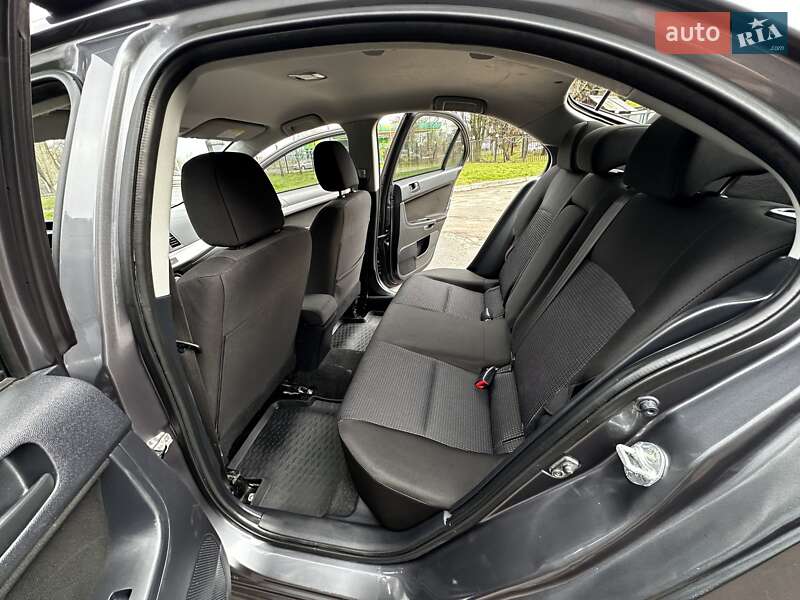 Хетчбек Mitsubishi Lancer 2009 в Києві