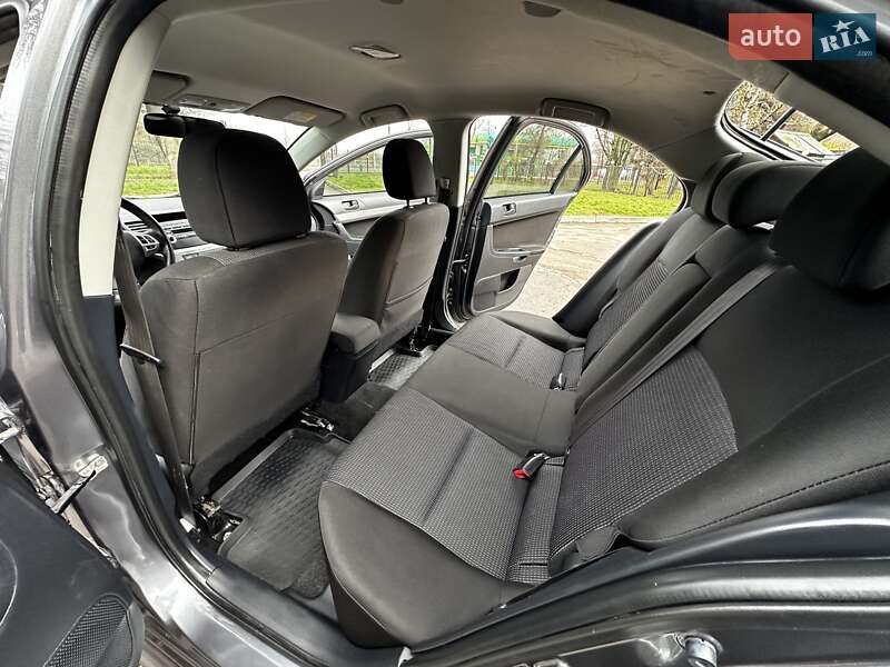 Хетчбек Mitsubishi Lancer 2009 в Києві