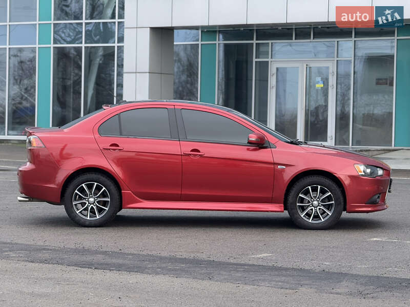 Седан Mitsubishi Lancer 2014 в Днепре