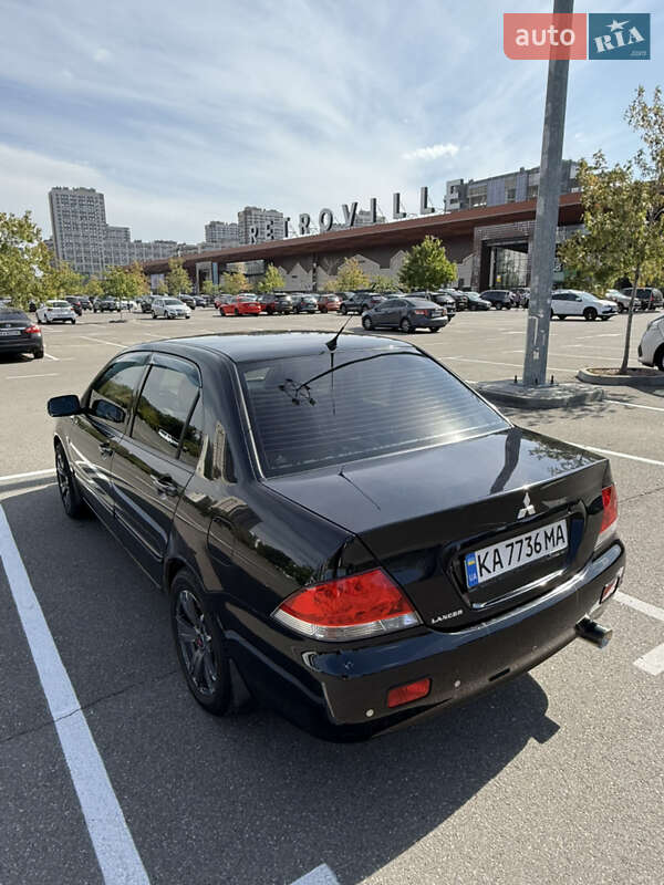 Седан Mitsubishi Lancer 2008 в Киеве