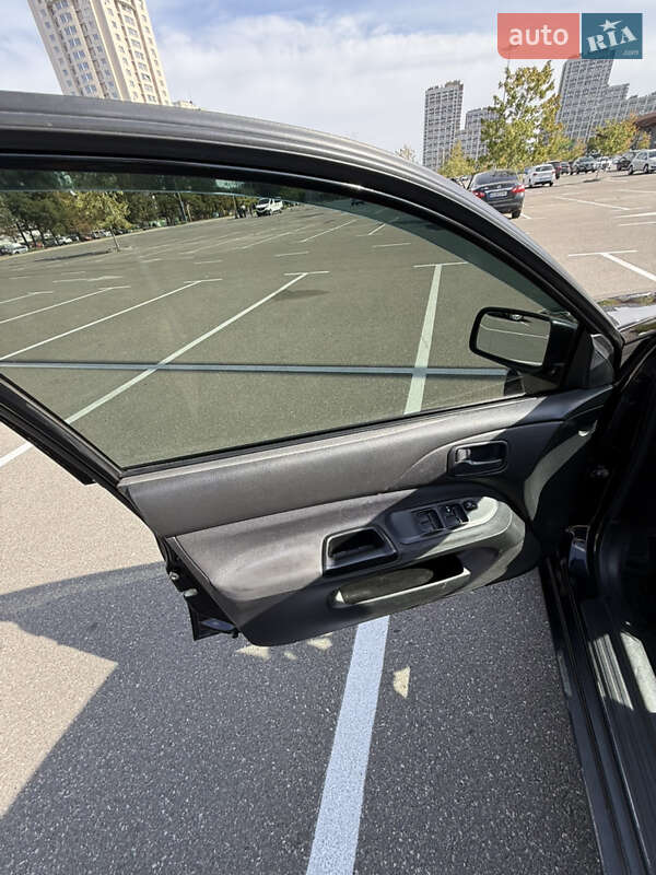 Седан Mitsubishi Lancer 2008 в Киеве