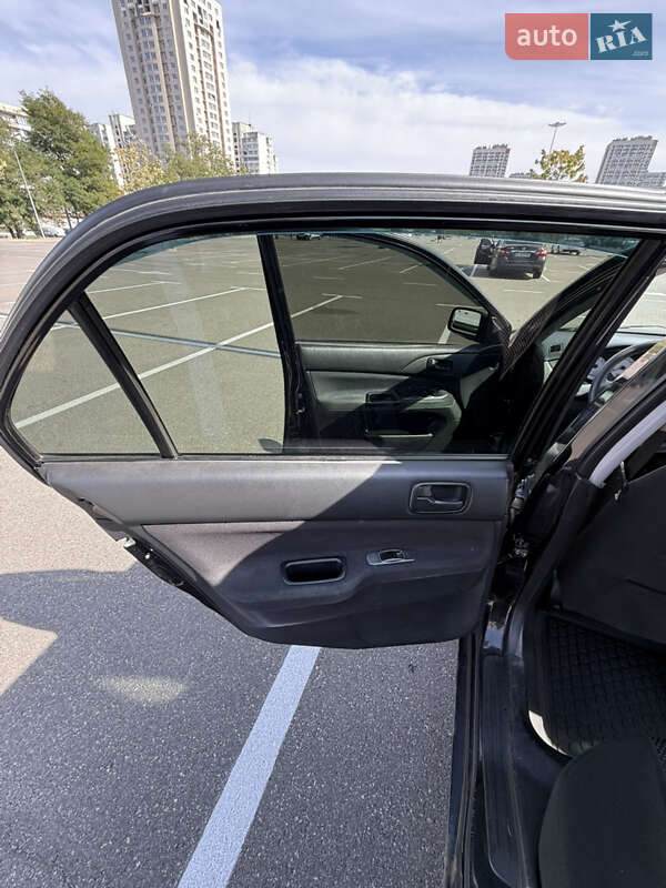 Седан Mitsubishi Lancer 2008 в Киеве