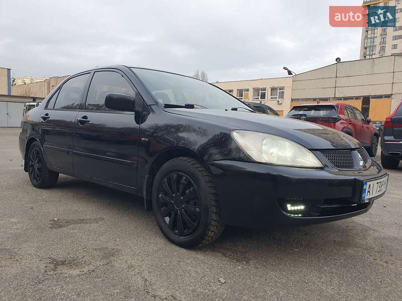 Седан Mitsubishi Lancer 2006 в Киеве
