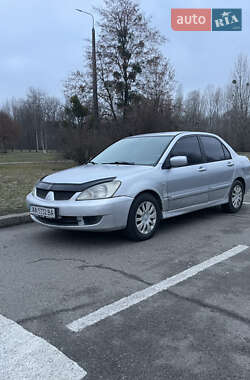 Седан Mitsubishi Lancer 2005 в Києві