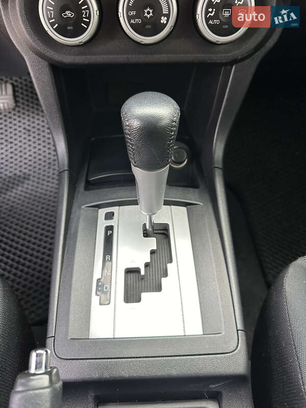 Седан Mitsubishi Lancer 2009 в Киеве