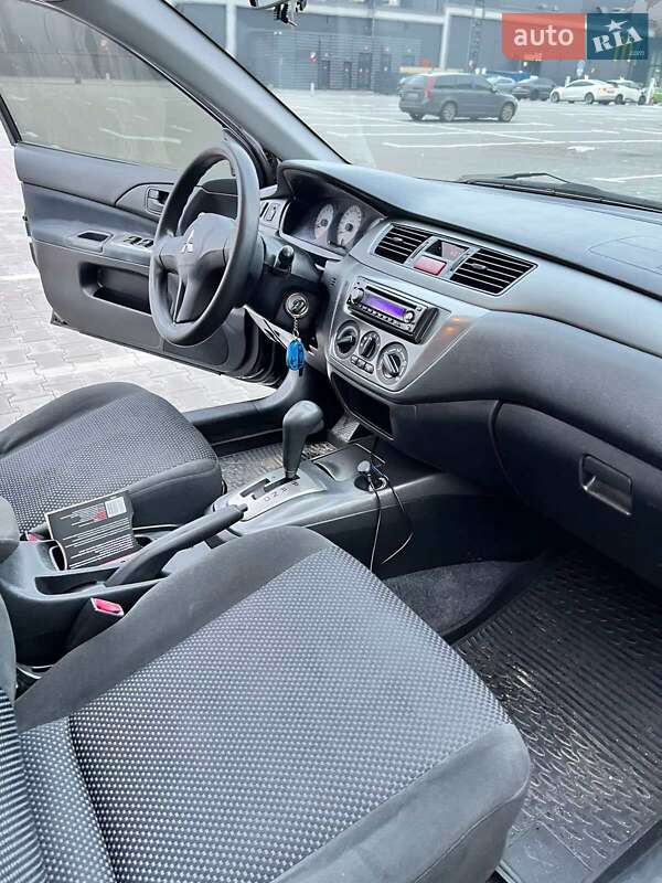 Седан Mitsubishi Lancer 2008 в Києві