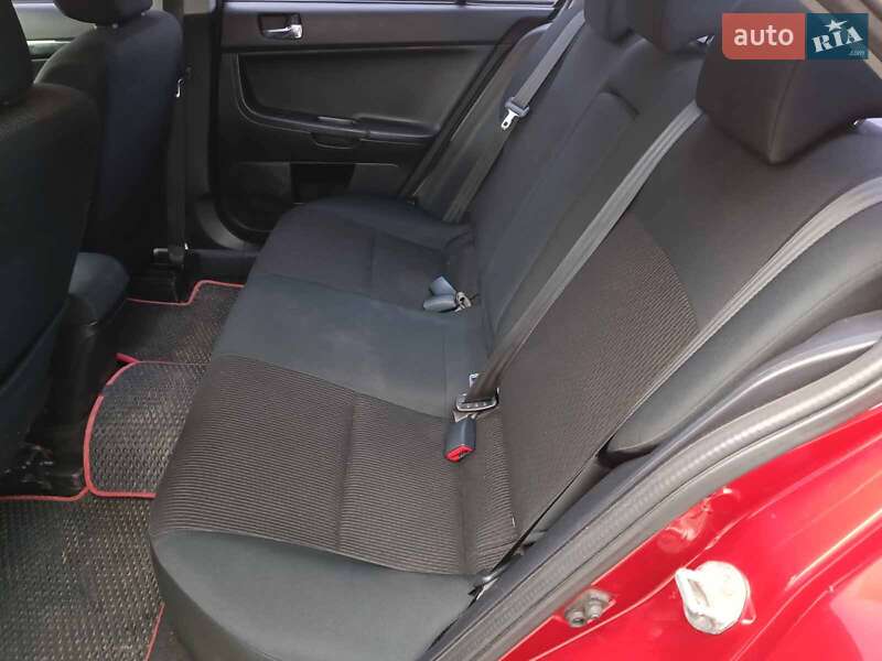 Седан Mitsubishi Lancer 2016 в Харкові