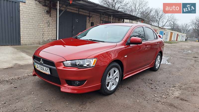 Седан Mitsubishi Lancer 2009 в Смілі