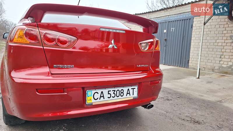Седан Mitsubishi Lancer 2009 в Смілі