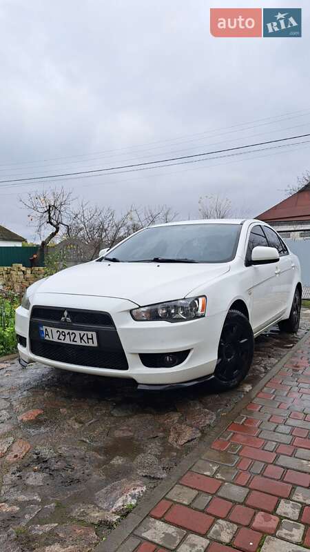 Mitsubishi Lancer 2011
