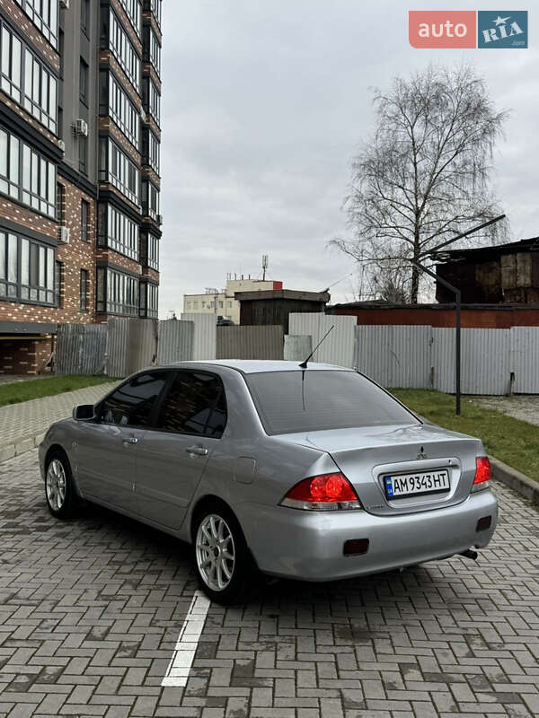 Седан Mitsubishi Lancer 2008 в Житомире