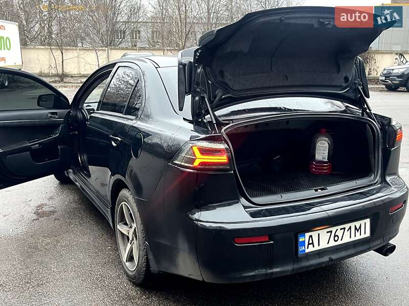 Седан Mitsubishi Lancer 2008 в Броварах