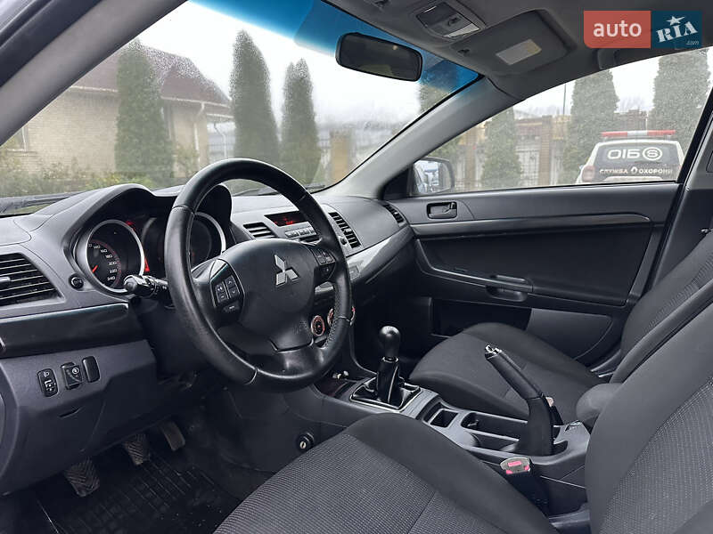 Седан Mitsubishi Lancer 2009 в Харкові