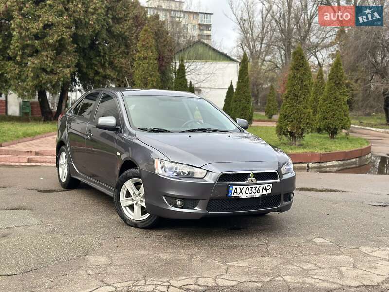 Хетчбек Mitsubishi Lancer 2009 в Києві
