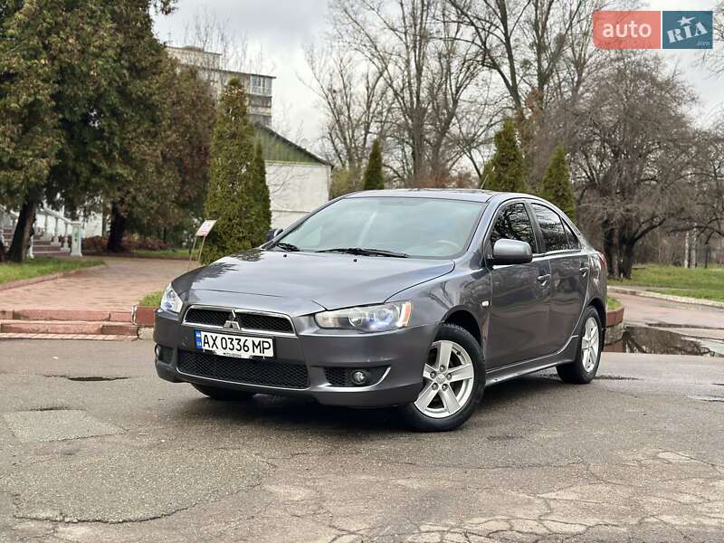 Хетчбек Mitsubishi Lancer 2009 в Києві