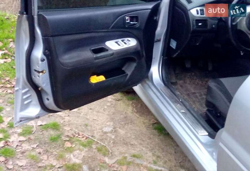 Универсал Mitsubishi Lancer 2003 в Запорожье