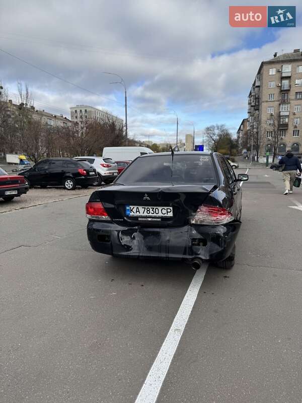 Седан Mitsubishi Lancer 2006 в Києві