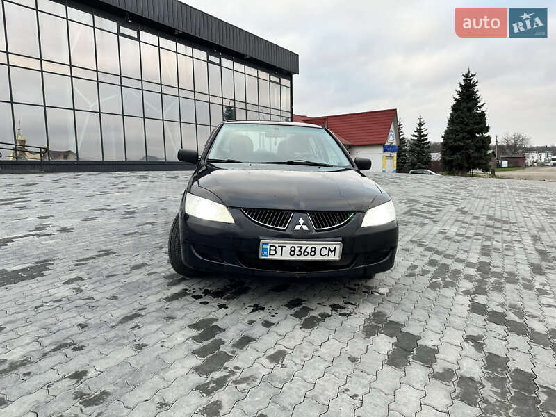 Седан Mitsubishi Lancer 2005 в Черновцах фото 2 Седан Mitsubishi Lancer 2005 в Черновцах