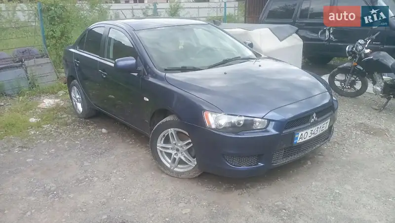 Mitsubishi Lancer