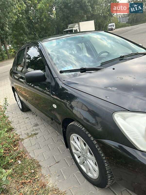 Седан Mitsubishi Lancer 2009 в Львові фото 7 Седан Mitsubishi Lancer 2009 в Львові