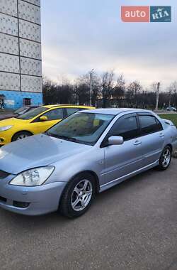 Седан Mitsubishi Lancer 2004 в Харькове