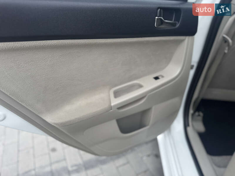 Седан Mitsubishi Lancer 2007 в Одесі фото 16 Седан Mitsubishi Lancer 2007 в Одесі
