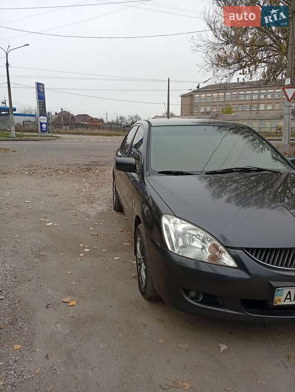 Седан Mitsubishi Lancer 2004 в Запоріжжі фото 8 Седан Mitsubishi Lancer 2004 в Запоріжжі