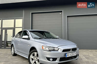 Седан Mitsubishi Lancer 2009 в Харкові