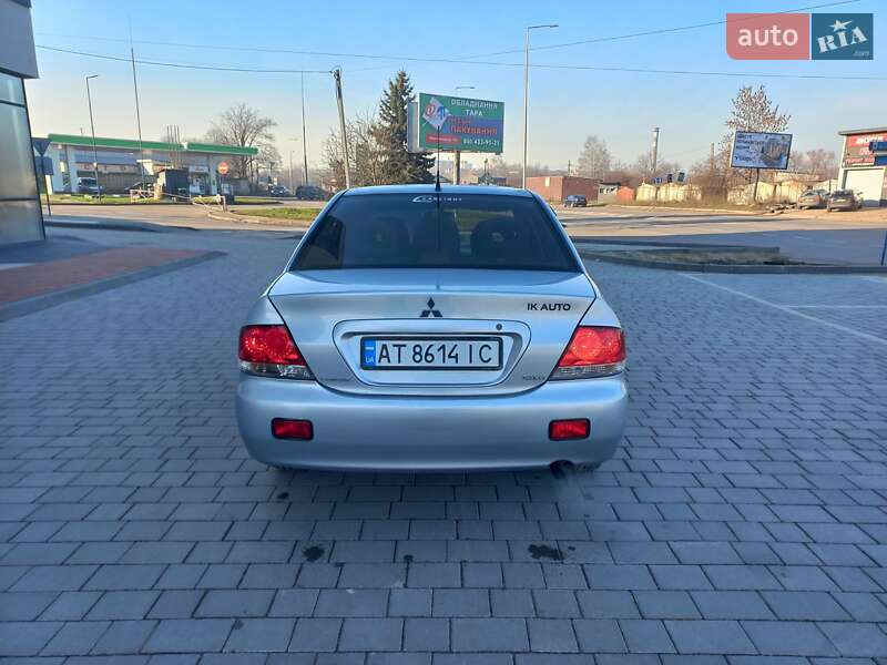 Седан Mitsubishi Lancer 2009 в Ивано-Франковске