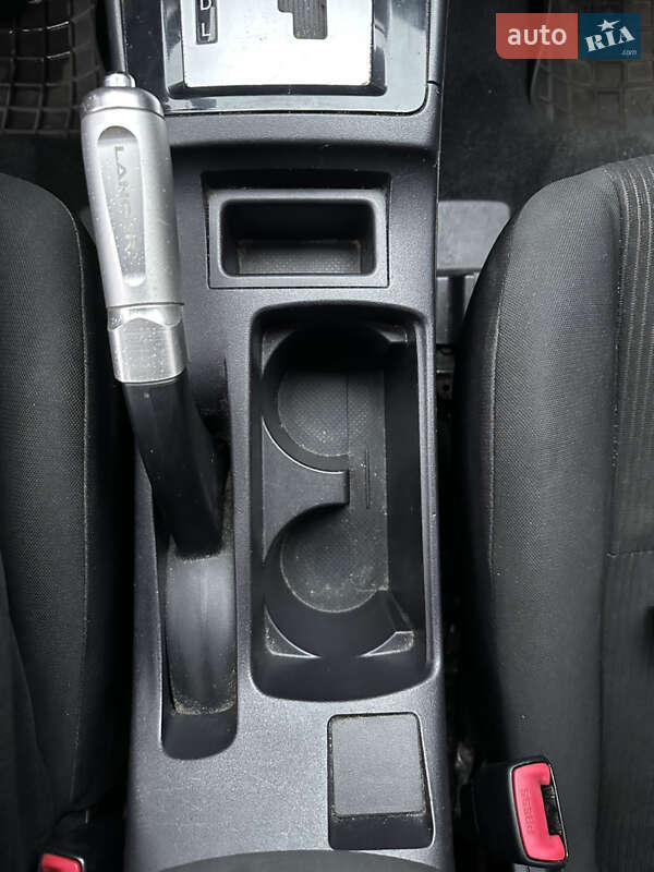 Седан Mitsubishi Lancer 2017 в Києві фото 19 Седан Mitsubishi Lancer 2017 в Києві