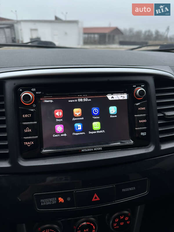 Седан Mitsubishi Lancer 2017 в Києві фото 24 Седан Mitsubishi Lancer 2017 в Києві