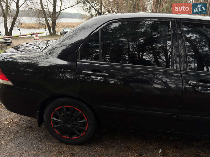 Седан Mitsubishi Lancer 2006 в Макарові