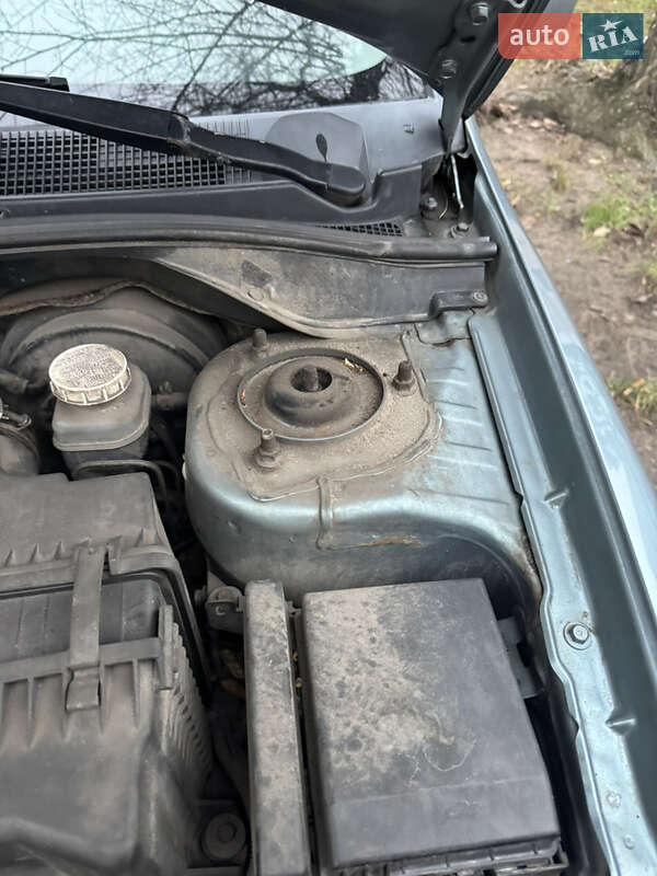 Седан Mitsubishi Lancer 2006 в Киеве