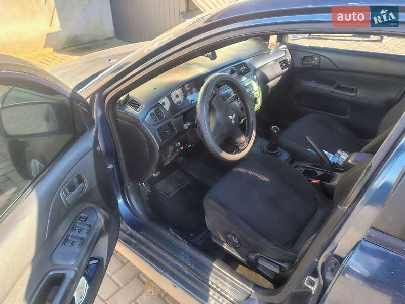 Седан Mitsubishi Lancer 2006 в Николаеве