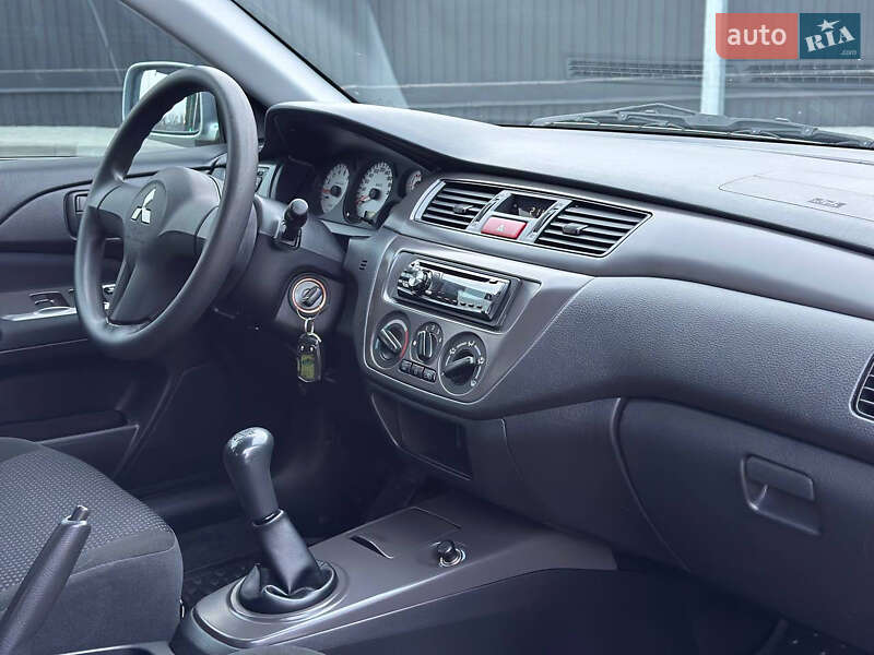 Седан Mitsubishi Lancer 2008 в Дніпрі