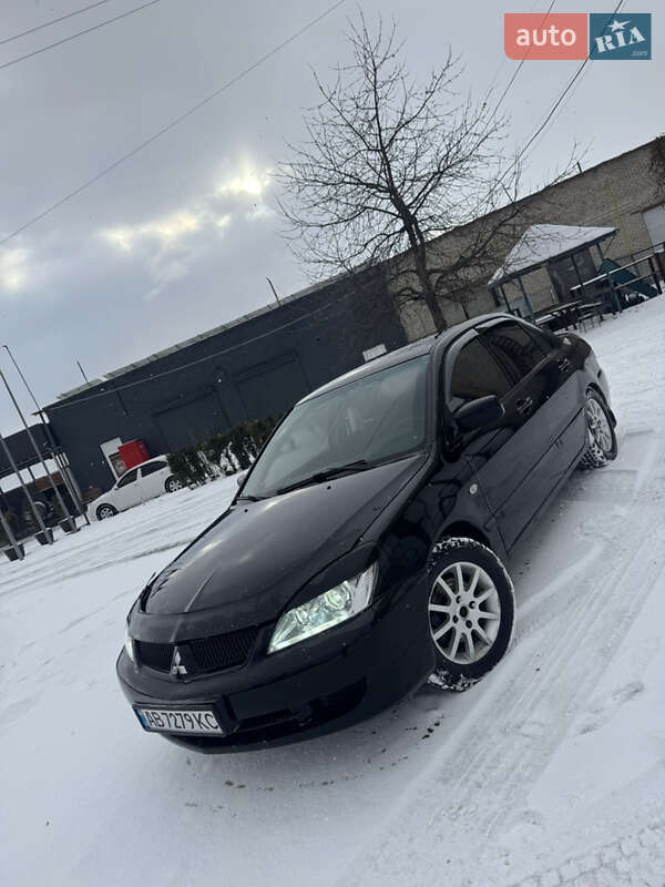 Седан Mitsubishi Lancer 2006 в Гайсину
