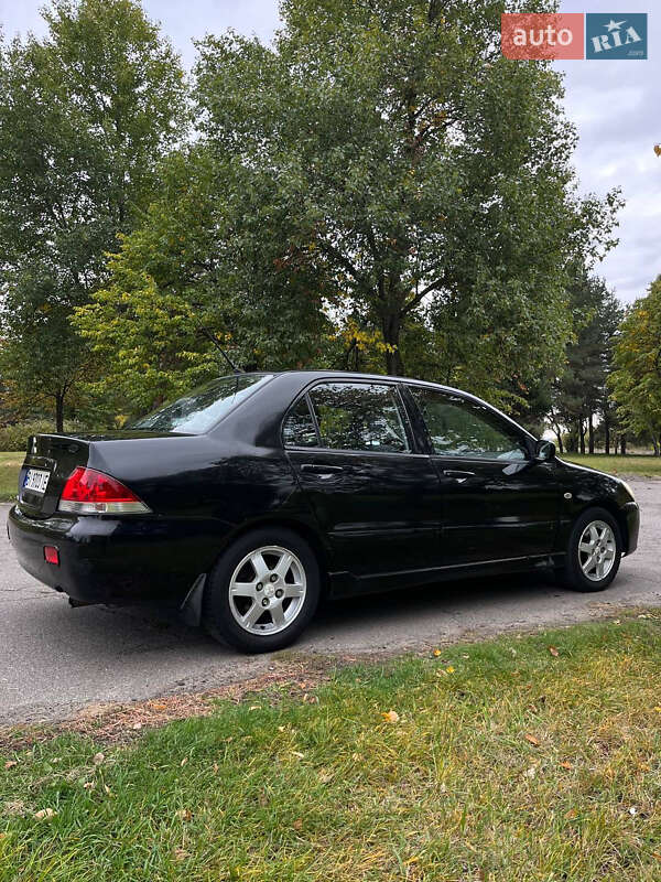 Седан Mitsubishi Lancer 2005 в Горішніх Плавнях фото 3 Седан Mitsubishi Lancer 2005 в Горішніх Плавнях
