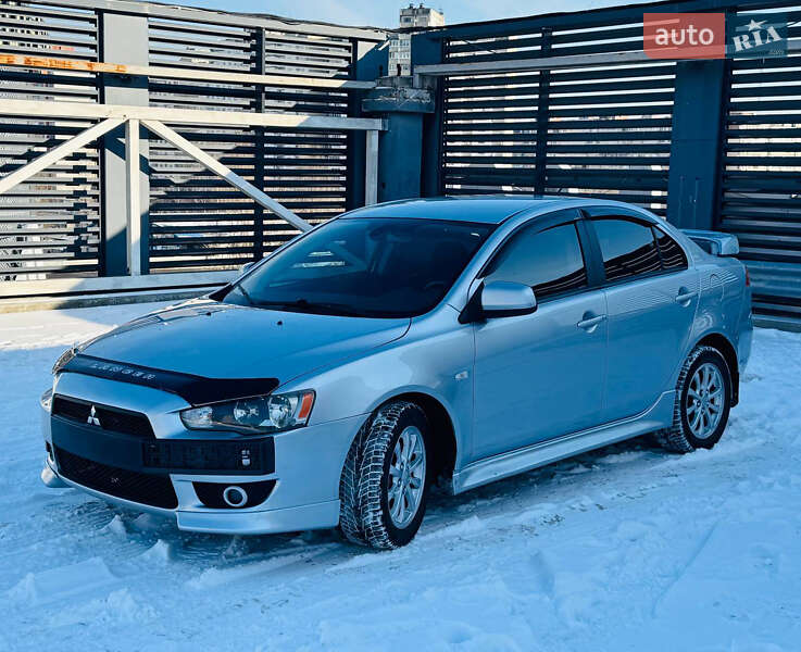 Mitsubishi Lancer 2011