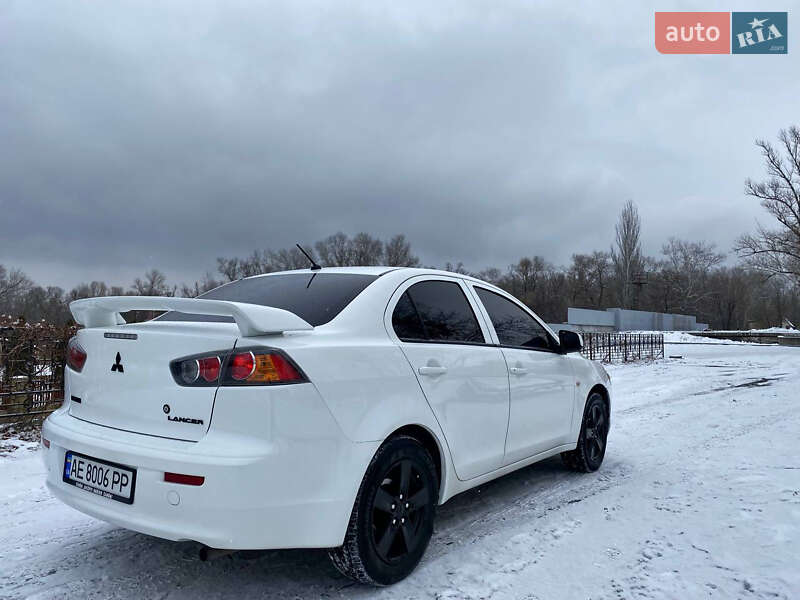 Седан Mitsubishi Lancer 2011 в Днепре