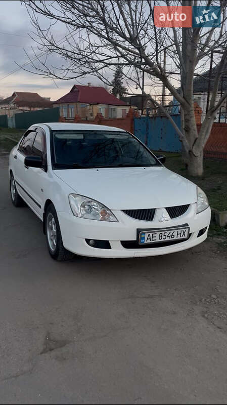 Седан Mitsubishi Lancer 2004 в Софиевке