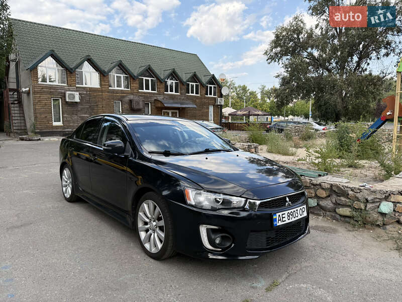 Mitsubishi Lancer 2016