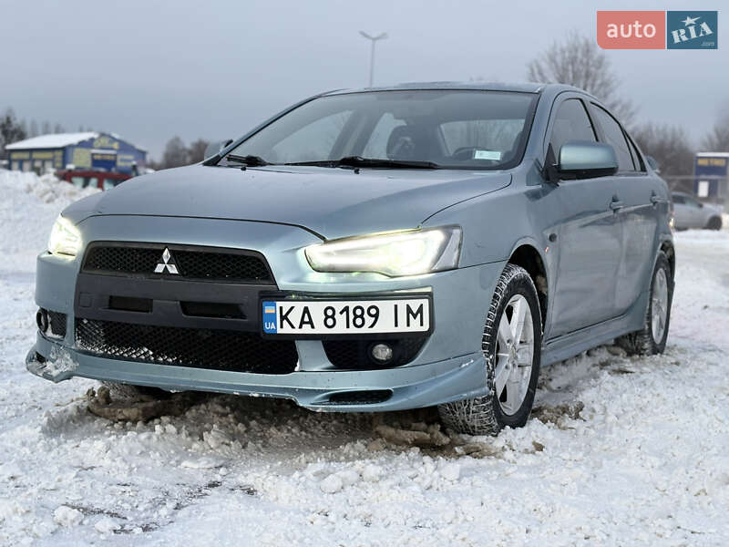 Седан Mitsubishi Lancer 2008 в Львове