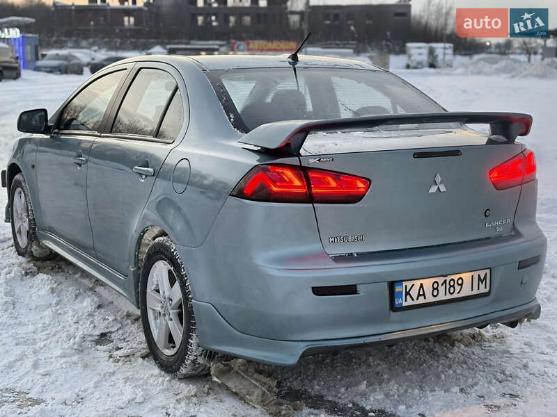 Седан Mitsubishi Lancer 2008 в Львове