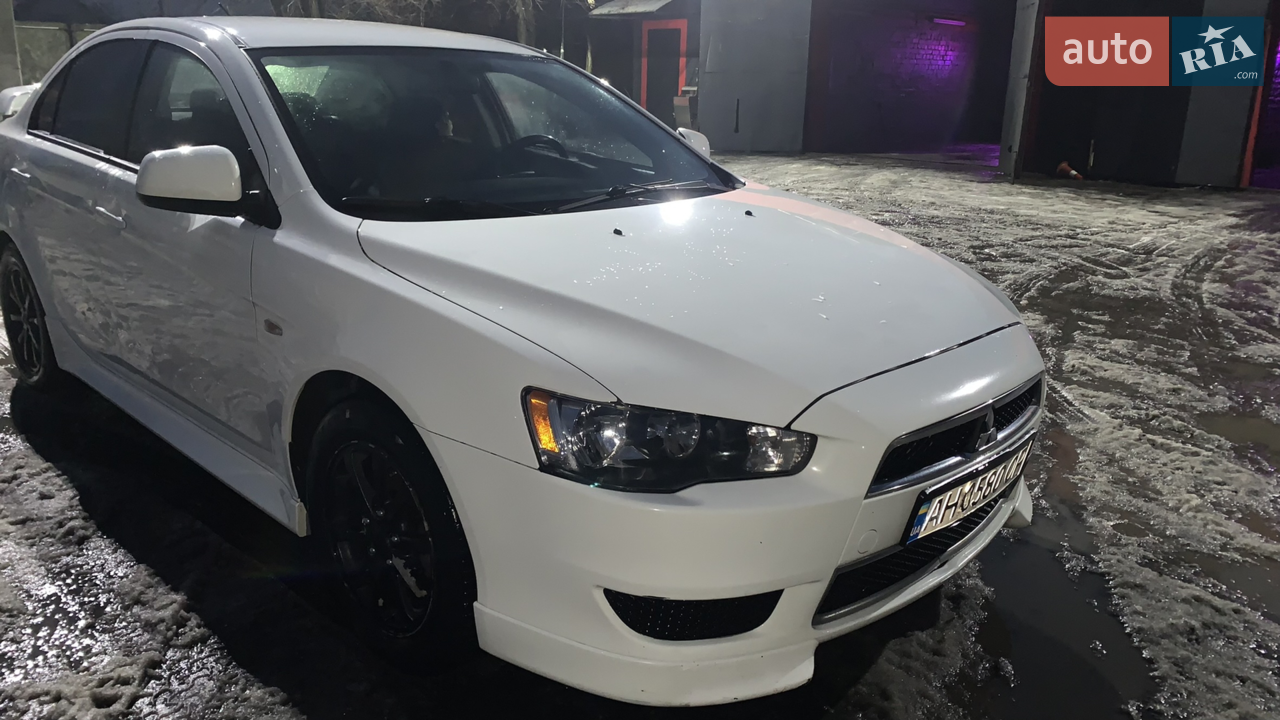 2011 Mitsubishi Lancer - мініатюра 20