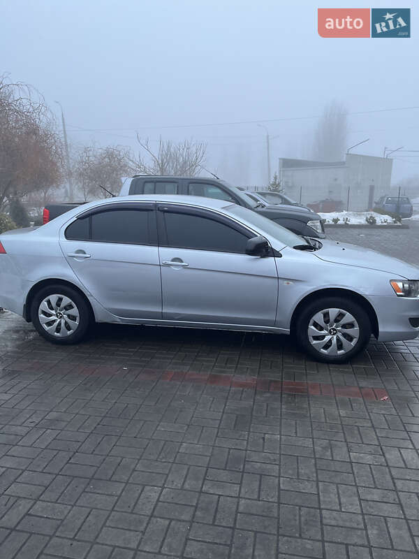Седан Mitsubishi Lancer 2008 в Черкассах