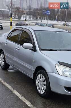 Седан Mitsubishi Lancer 2008 в Киеве