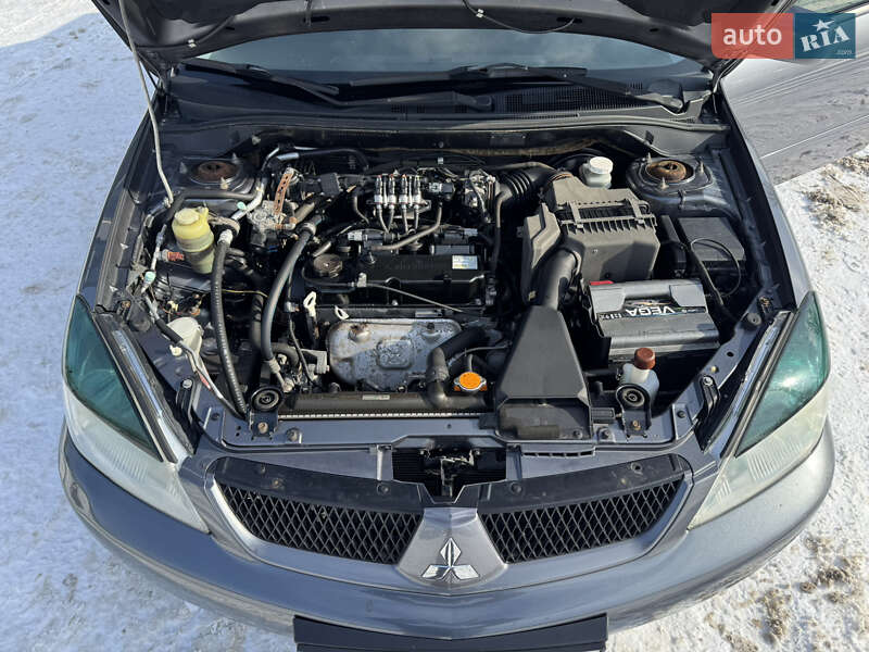 Седан Mitsubishi Lancer 2009 в Киеве фото 35 Седан Mitsubishi Lancer 2009 в Киеве