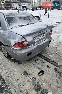 Седан Mitsubishi Lancer 2005 в Киеве