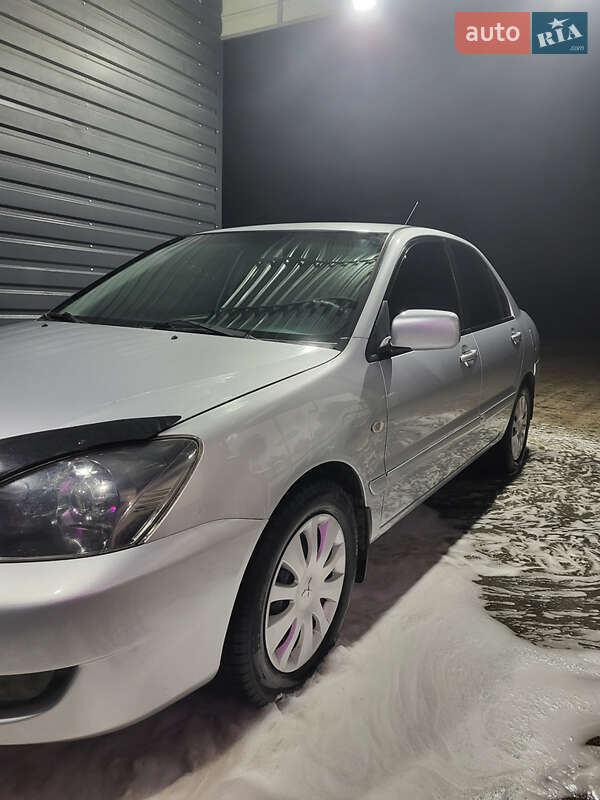 Седан Mitsubishi Lancer 2007 в Люботине