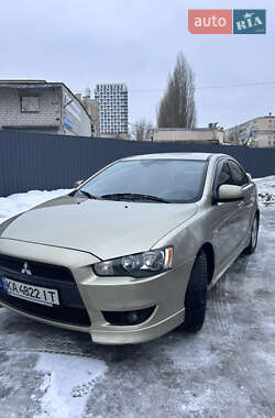 Седан Mitsubishi Lancer 2007 в Киеве